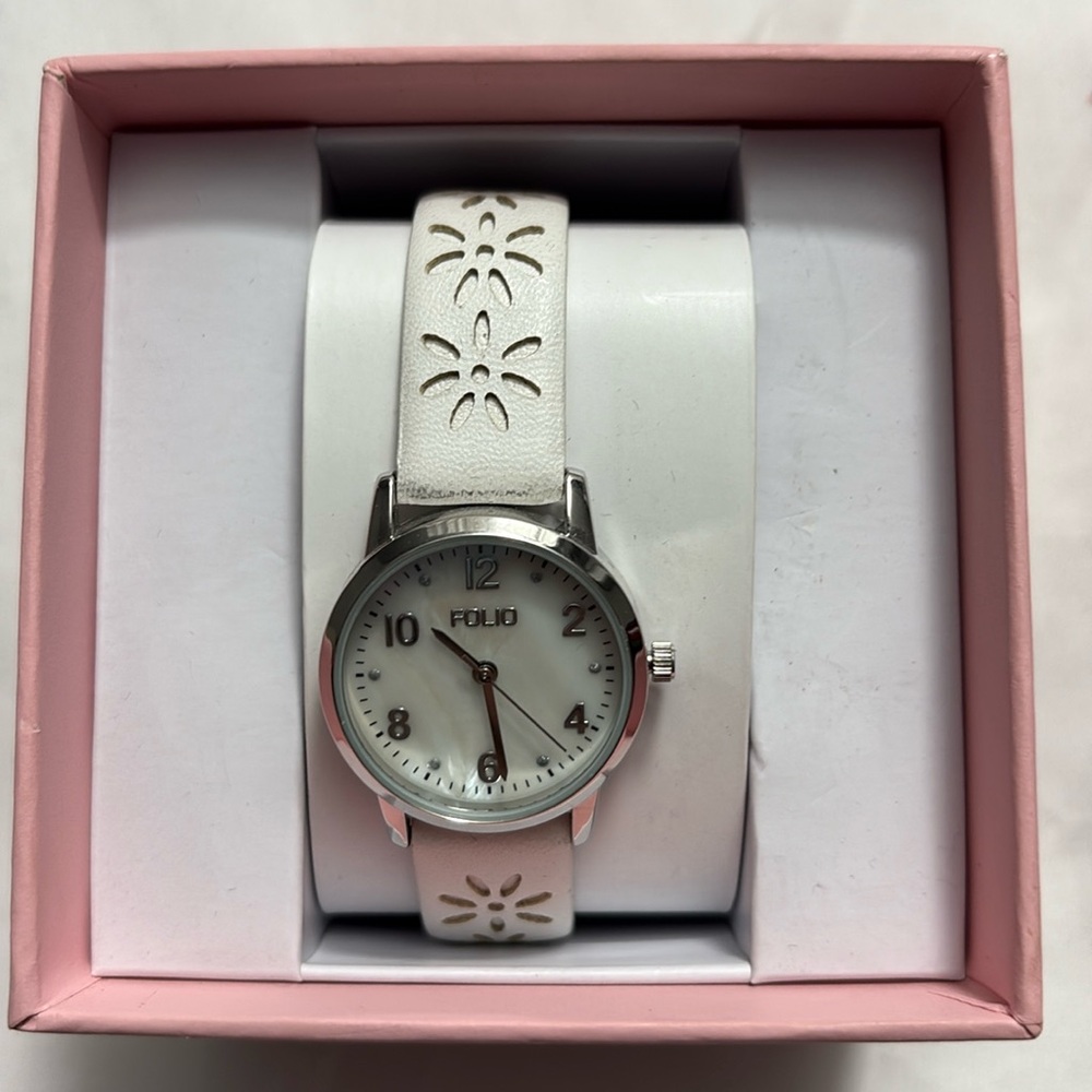 Folio Ladies White and Silver Watch NWT